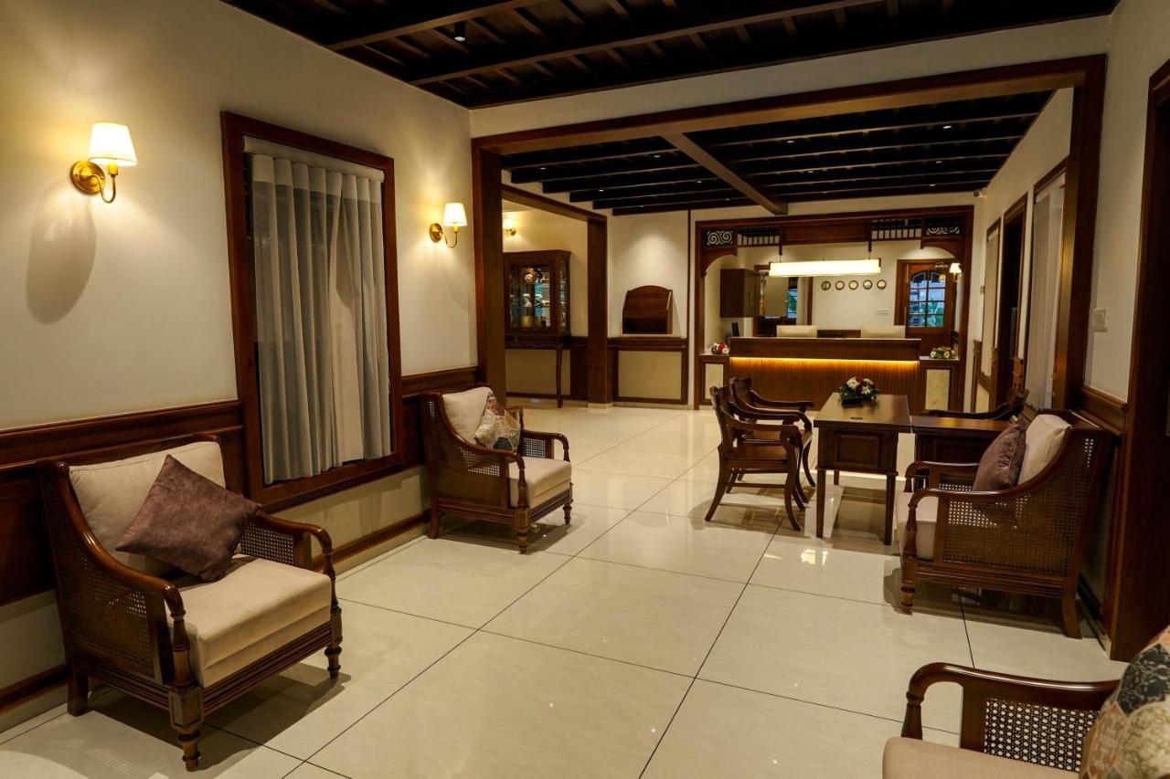 Hotel Heritage Plaza Kottayam Exterior foto